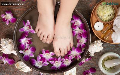 Tips To Take Care Of Your Feet During The Monsoon